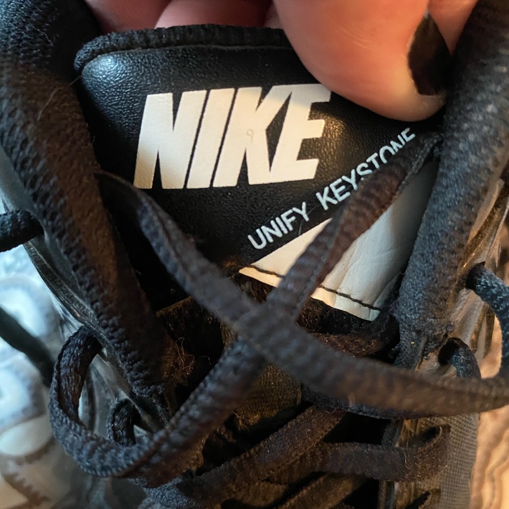 Nike Cleats - Picture 5 of 5